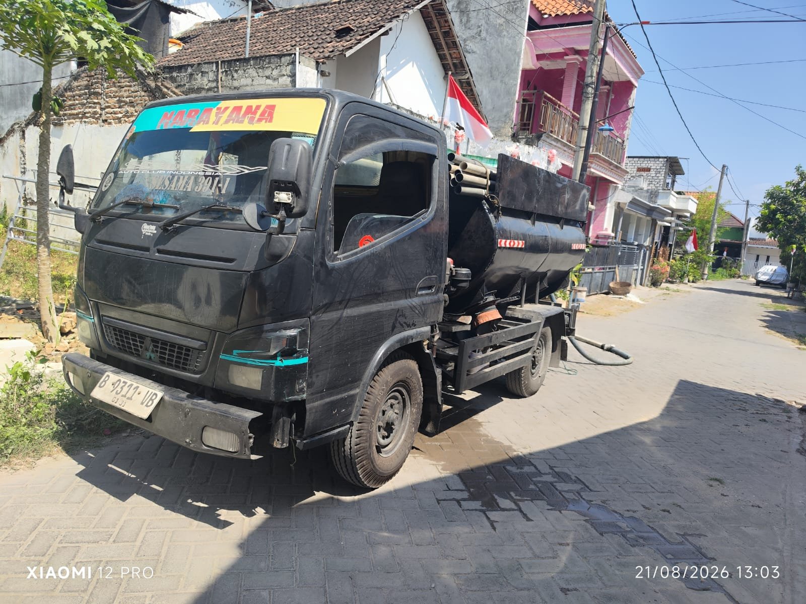 Armada Truk Tangki Vakum UD. Surya Agung